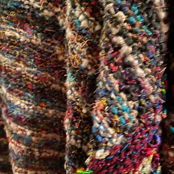 Hand knit top beautiful colors. - Picture 6 of 6